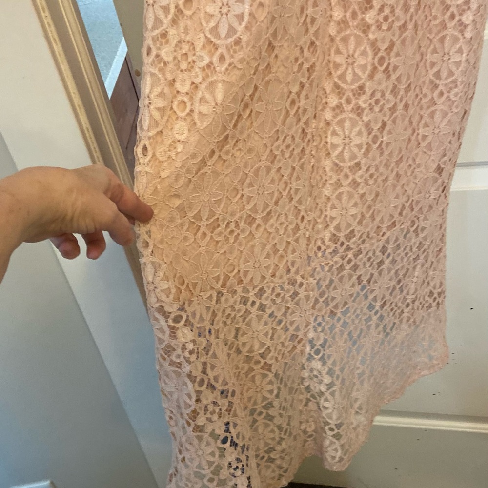 BLUSH LACE DRESS - Picture 9 of 14